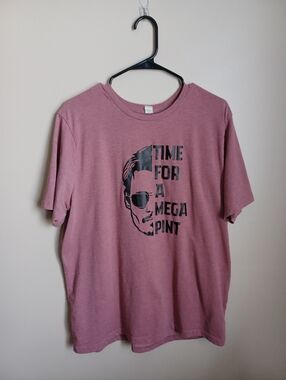 Women's Size XXL Johnny Depp Time For A Mega Pint Wine Pinkish Red T-Shirt Top